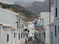 Spanien - Gasse in Frigiliana unweit der Costa del Sol